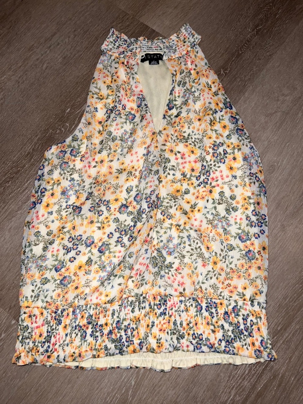 Yellow floral keyhole, front blouse